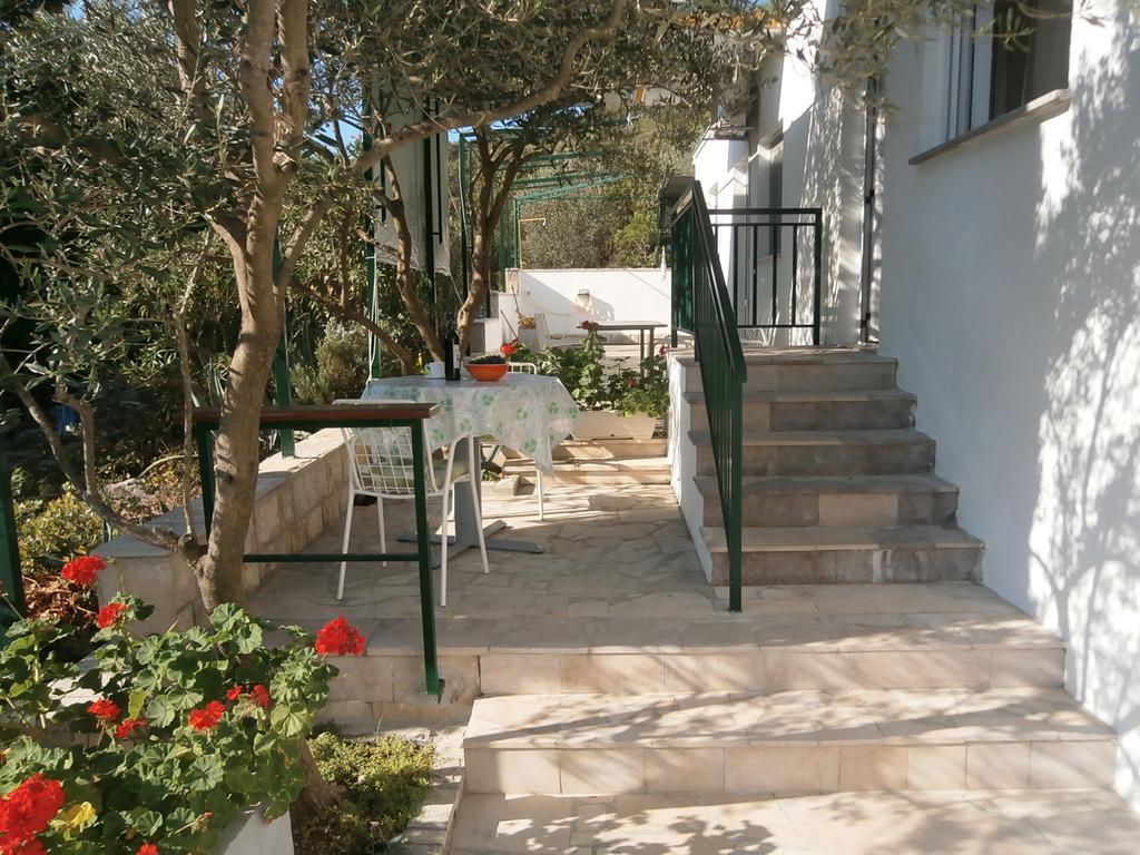 Apartments Zovko Drace Exterior photo